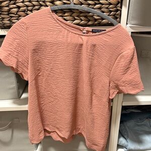 Lola Coral Short Sleeve Top